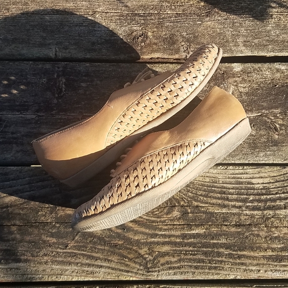 Woven Cuddlers - Picture 7 of 10